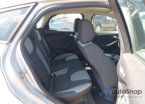 2014 Ford Focus Se from USA, damaged, VIN 1FADP3K24EL300570